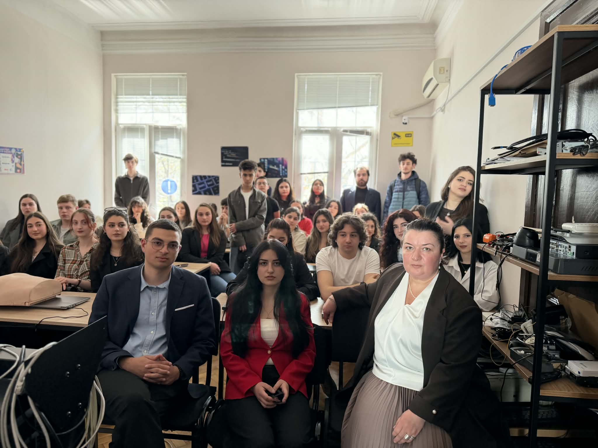 You are currently viewing საქართველოს სტუდენტური პარლამენტისა და მთავრობის წევრებისათვის საერთაშორისო განათლების აკადემია BDC-ში გაიმართა პირველადი სამედიცინო დახმარების მასტერკლასი.